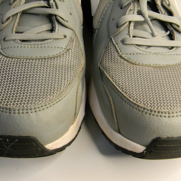 Mens Nike Air Max Excee Particle Gray\White\Black\Red Shoes Size 11 CD4165-009 - Picture 3 of 12